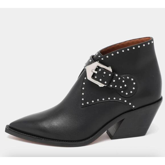 Givenchy Elegant leather western studded ankle boots 6 - Picture 1 of 11